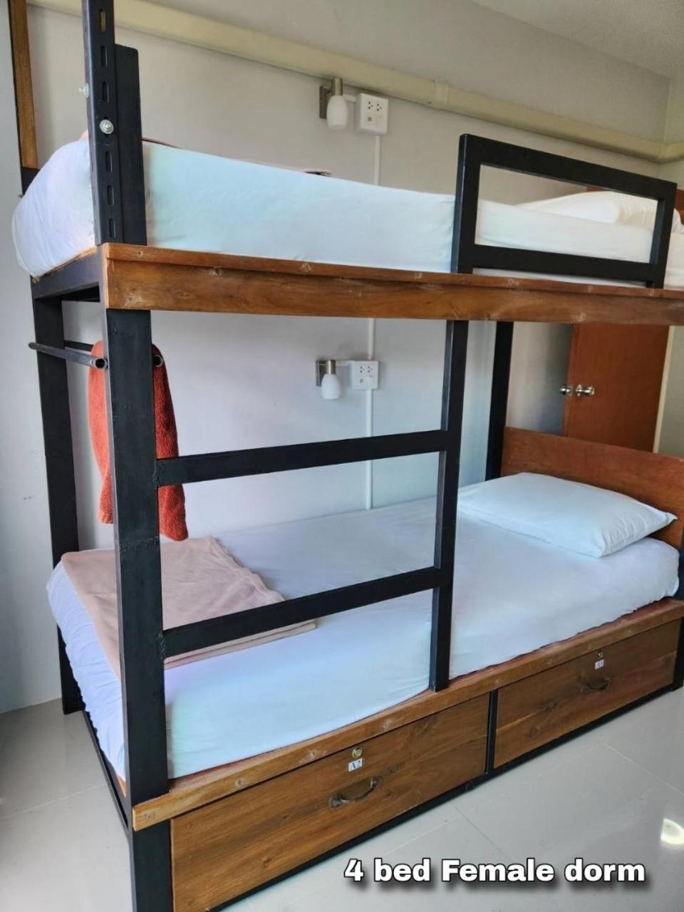テパラク ホステル カオラック 部屋 写真